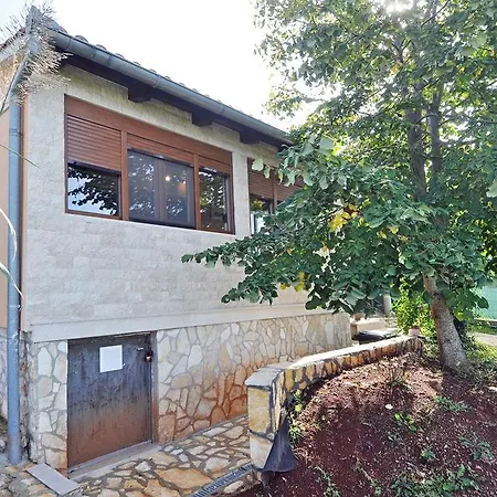 Holiday home Nena